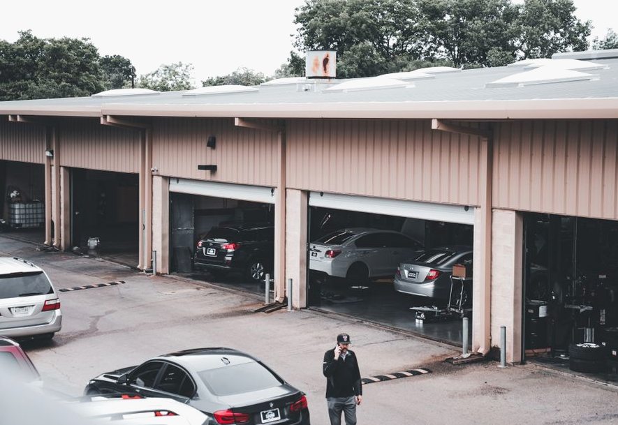 Garage Door Spring Repair Hiring Guide in Ottumwa